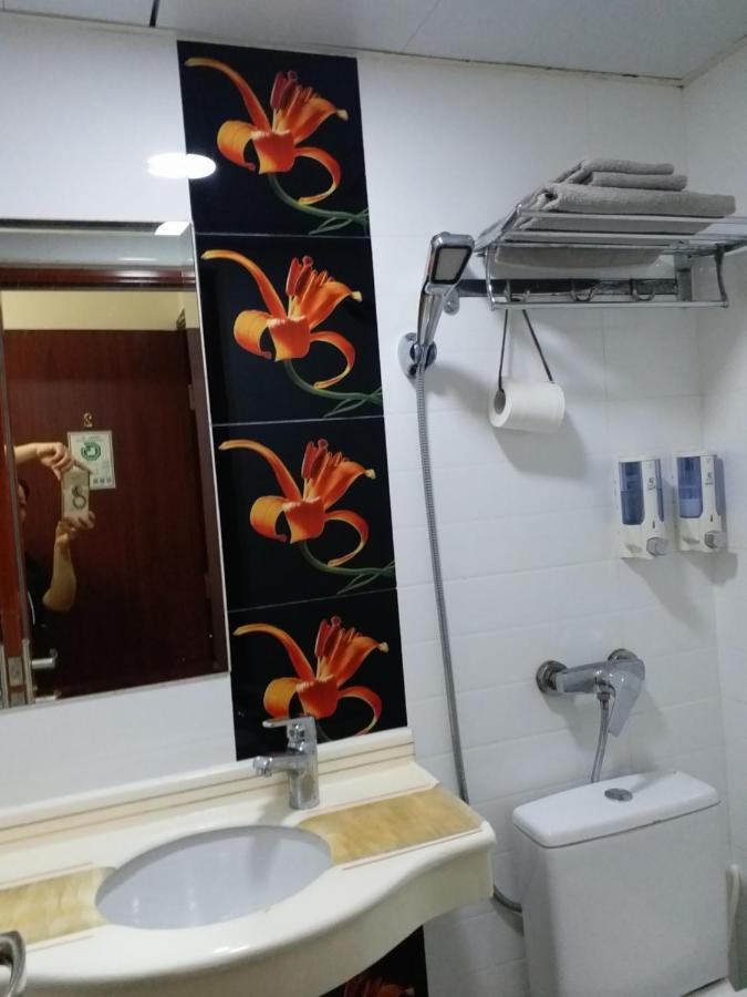 Hang Fung Hostel Хонконг Екстериор снимка